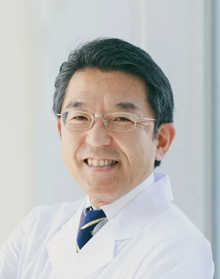 張替 秀郎の写真